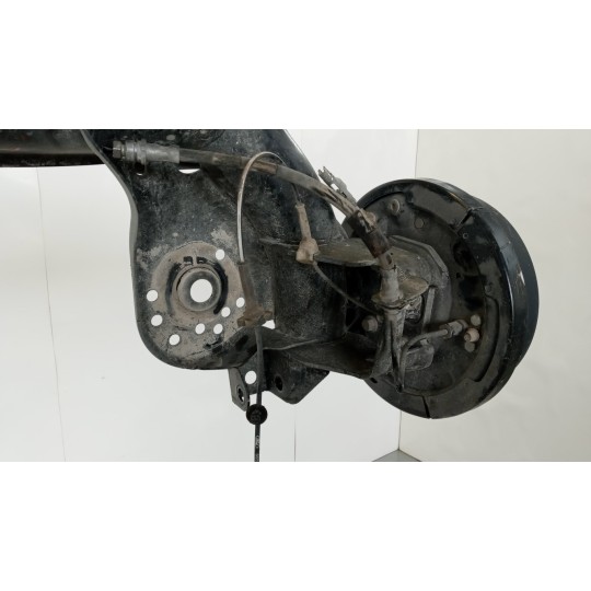 ASSALE POSTERIORE FORD Fiesta 2017> usato