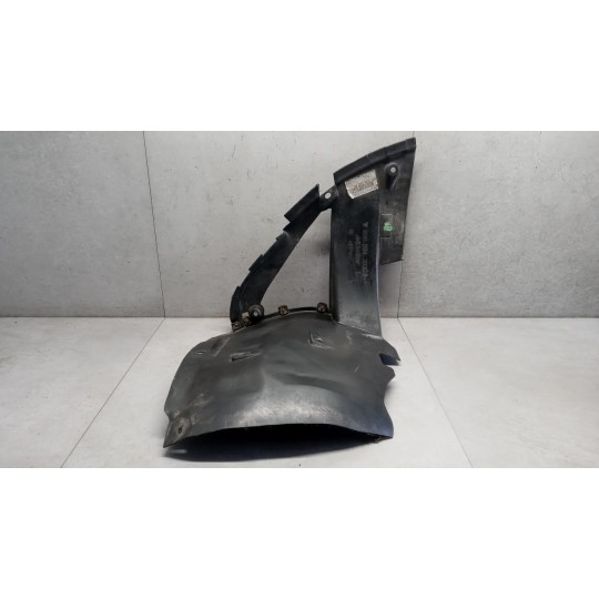 STONEGUARD/PEDESTAL FRONT LEFT  PORSCHE 911 (996) used