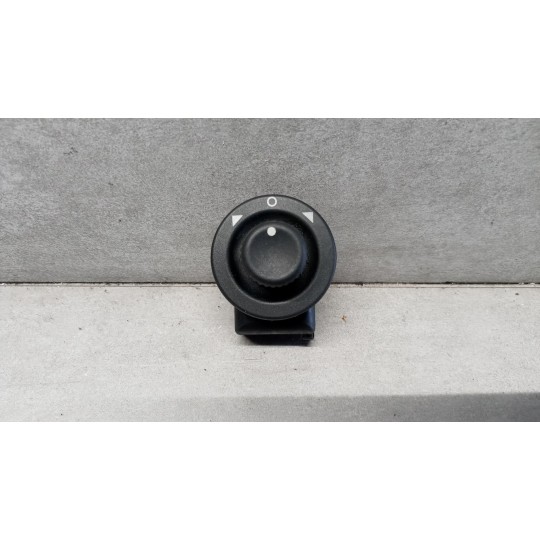 INTERRUTTORI E PULSANTI ABITACOLO RENAULT truck Premium 2005>2013 usato