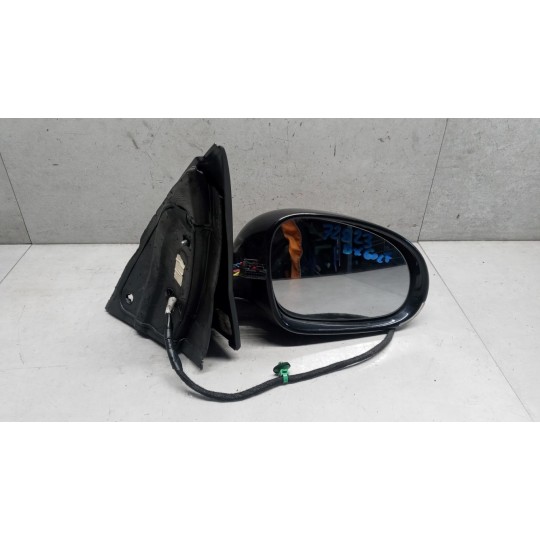 RIGHT ELETRIC REAR-VIEW MIRROR  VOLKSWAGEN Golf 5 2003>2008 used