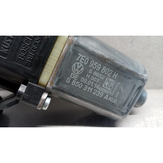 FRONT RIGHT POWERED WINDOWS  VOLKSWAGEN van Trasporter T5 2009>2015 used