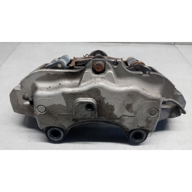 PORSCHE PINZA ANTERIORE SINISTRA PORSCHE Cayenne 2003>2007 usato
