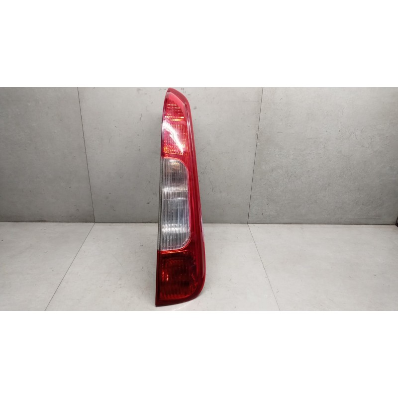 FORD FARO POSTERIORE ESTERNO DESTRO FORD C-Max 2003>2007 usato
