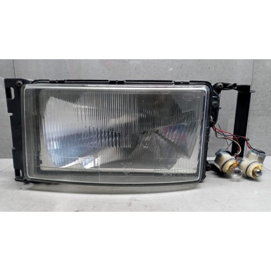 FARO ANTERIORE SINISTRO SCANIA 114 usato