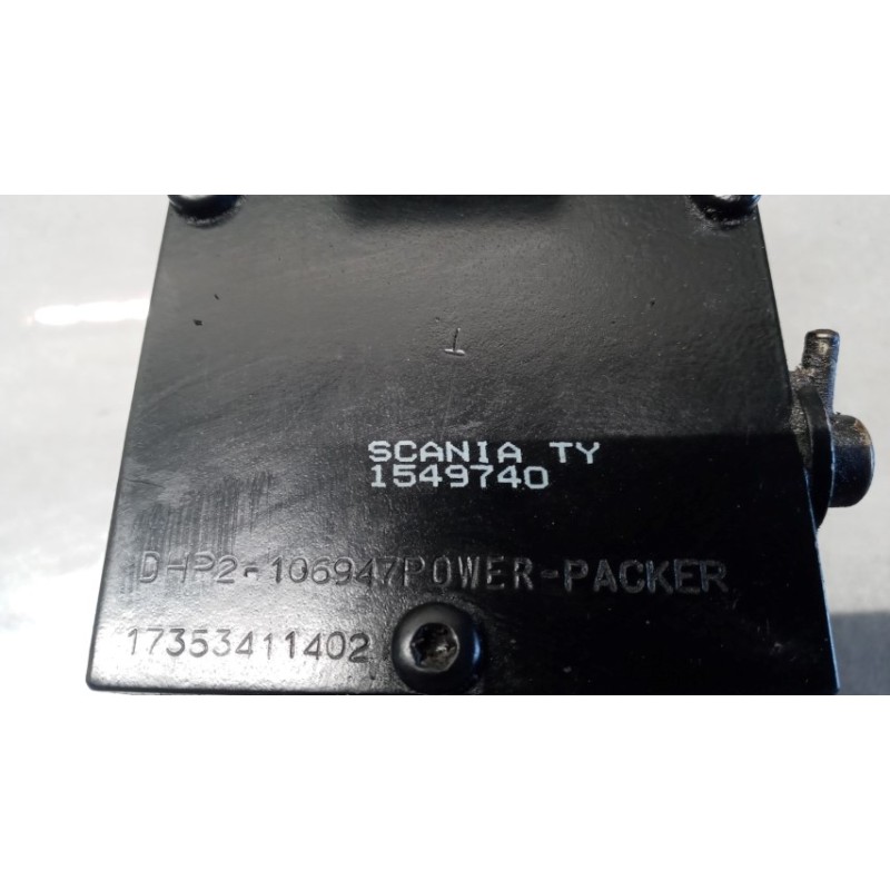 SCANIA POMPA IDR ALZACABINA SCANIA 114 usato