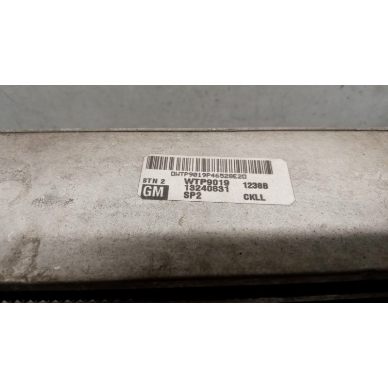 OPEL RADIATORE INTERCOOLERS OPEL Astra H 2007>2010 usato