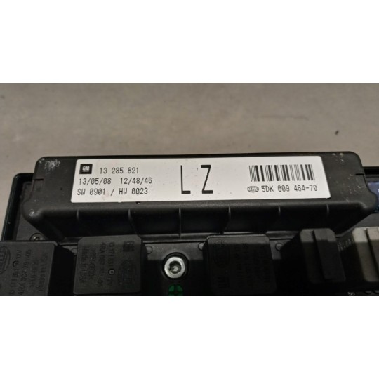 FUSE BOX OPEL Astra H 2007>2010 used