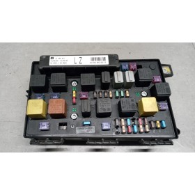 FUSE BOX OPEL Astra H...