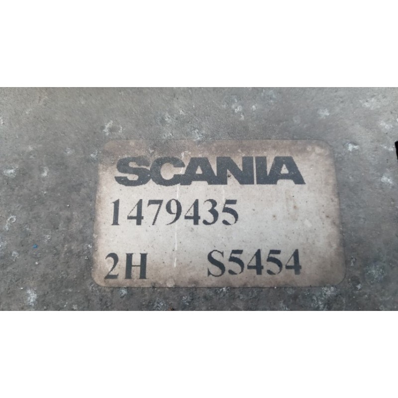 SCANIA RADIATORE INTERCOOLERS SCANIA 114 usato