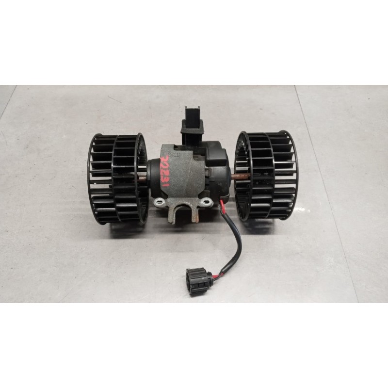 SCANIA MOTORINO VENTILAZIONE INTERNA SCANIA 114 usato