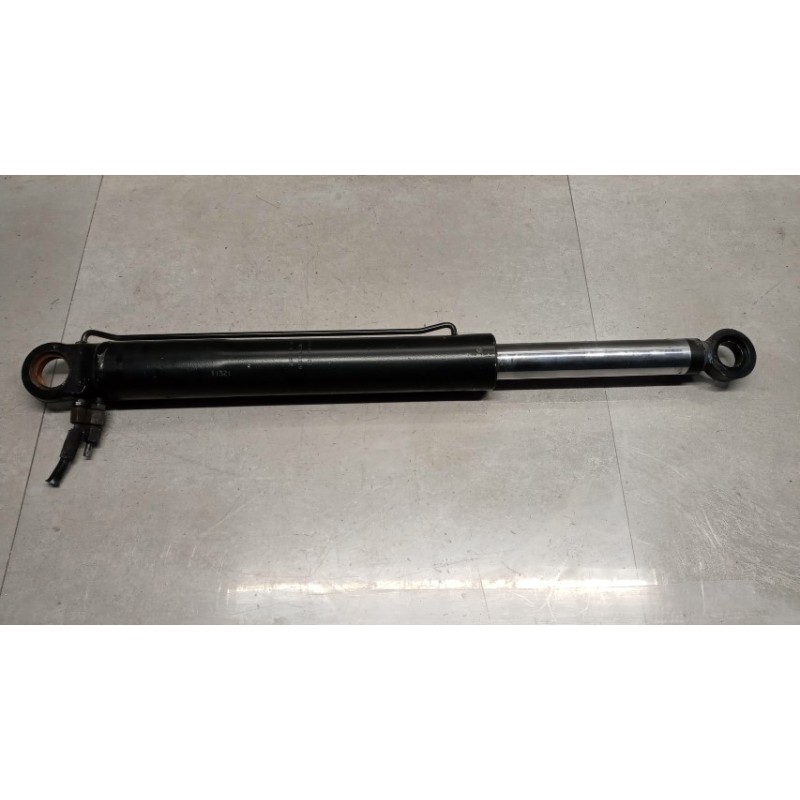 SCANIA PISTONE ALZA CABINA SCANIA 114 usato