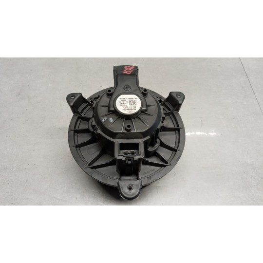 MOTORINO VENTILAZIONE INTERNA FORD Fiesta 2017> usato