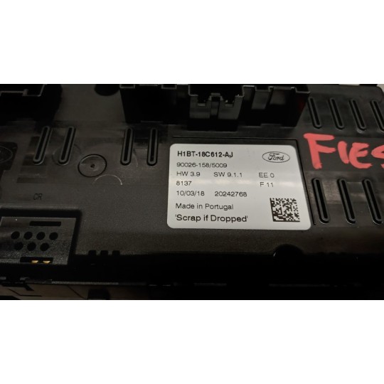 AC CONTROL UNIT FORD Fiesta 2017> used