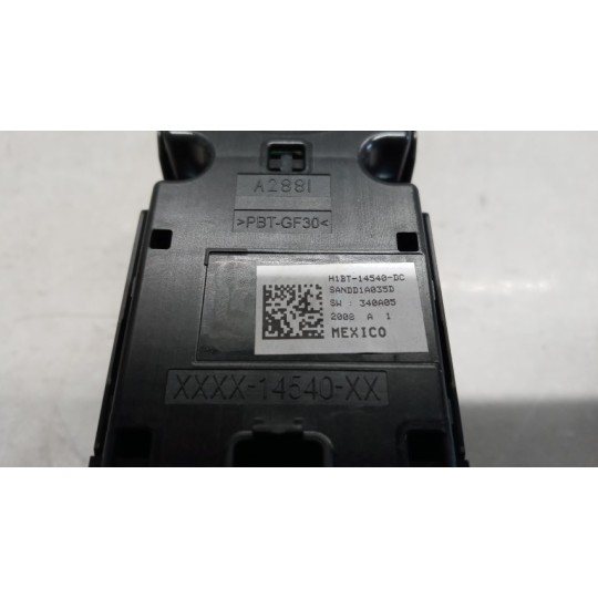 INTERRUTTORI E PULSANTI ALZAVETRI FORD Fiesta 2017> usato