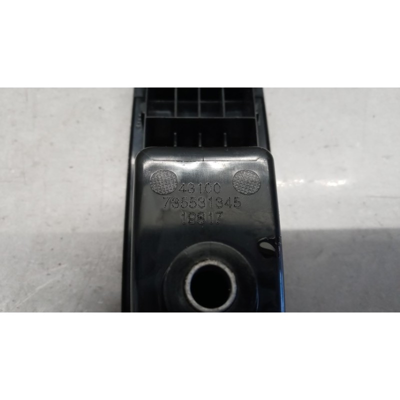 LANCIA INTERRUTTORI E PULSANTI ALZAVETRI LANCIA Ypsilon 2015> usato