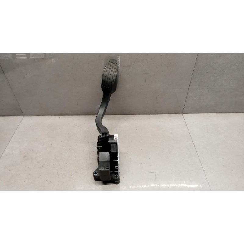 LANCIA ELETRONIC THROTTLE PEDAL  LANCIA Ypsilon 2015> used