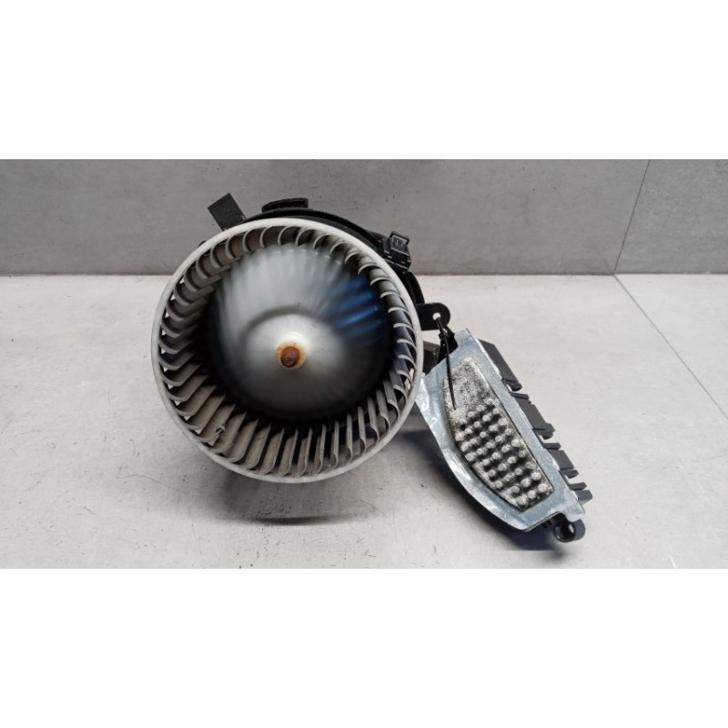 AUDI MOTORINO VENTILAZIONE INTERNA AUDI A4 2011>2015 usato