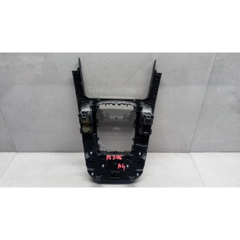 AUDI INTERRUTTORI E PULSANTI ABITACOLO AUDI A4 2011>2015 usato