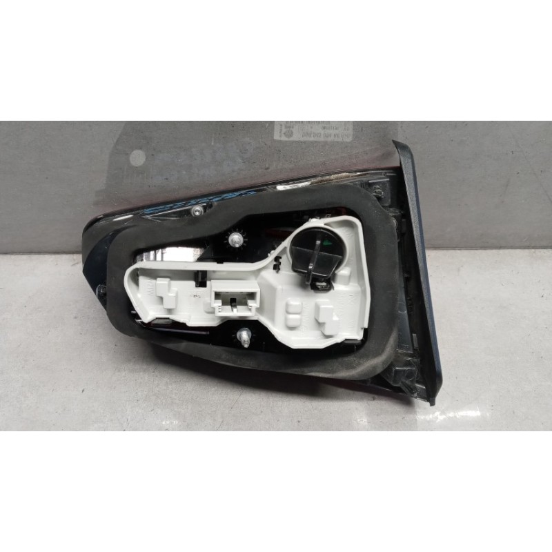 VOLKSWAGEN FARO POSTERIORE INTERNO DESTRO VOLKSWAGEN Golf 7 2012>2016 usato