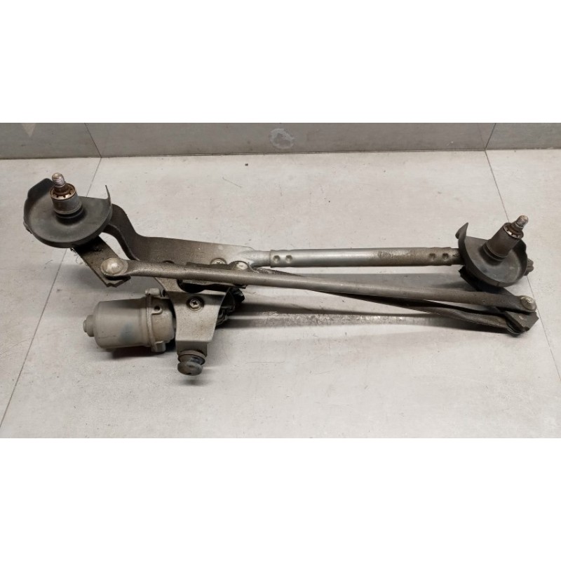 SUBARU windshield wiper motor SUBARU Forester 2012>2019 used