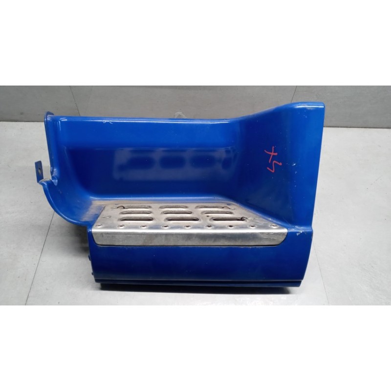 VOLVO truck PEDANA SALITA A/SX VOLVO truck FH16 II 2002>2008 usato