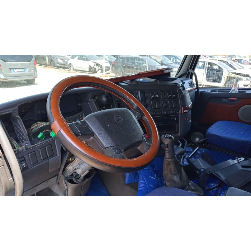 VOLVO truck CABINA VOLVO truck FH16 II 2002>2008 usato