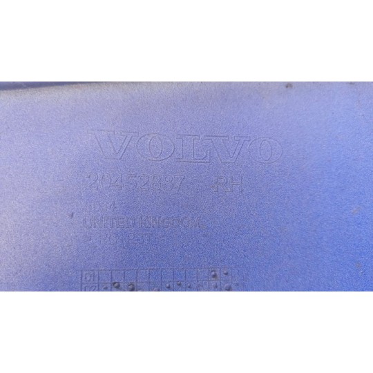 SEDE FARI DESTRO VOLVO truck FH16 II 2002>2008 usato