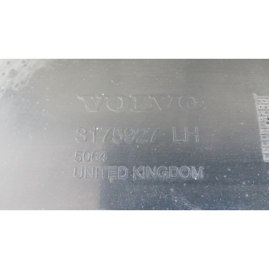 PARAFANGO ANTERIORE SINISTRO VOLVO truck FH16 II 2002>2008 usato