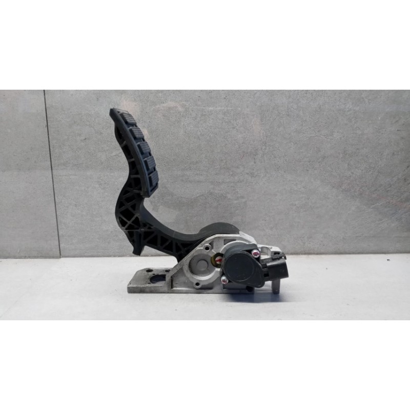 VOLVO truck ELETRONIC THROTTLE PEDAL  VOLVO truck FH16 II 2002>2008 used