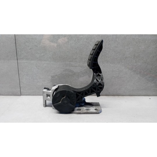 ELETRONIC THROTTLE PEDAL  VOLVO truck FH16 II 2002>2008 used