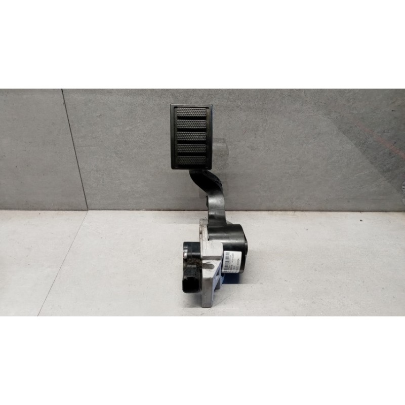 VOLVO truck ELETRONIC THROTTLE PEDAL  VOLVO truck FH16 II 2002>2008 used