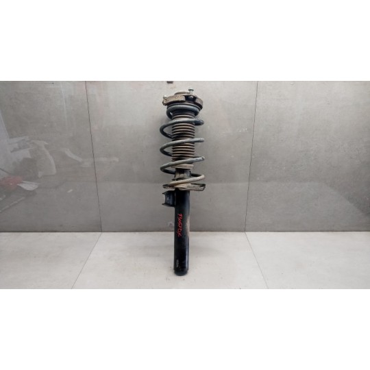 RIGHT FRONT SHOCK ASSORBER VOLKSWAGEN Golf 5 2003>2008 used