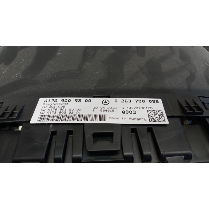 MERCEDES-BENZ QUADRO STRUMENTI MERCEDES-BENZ Classe A (W176) 2012>2014 usato