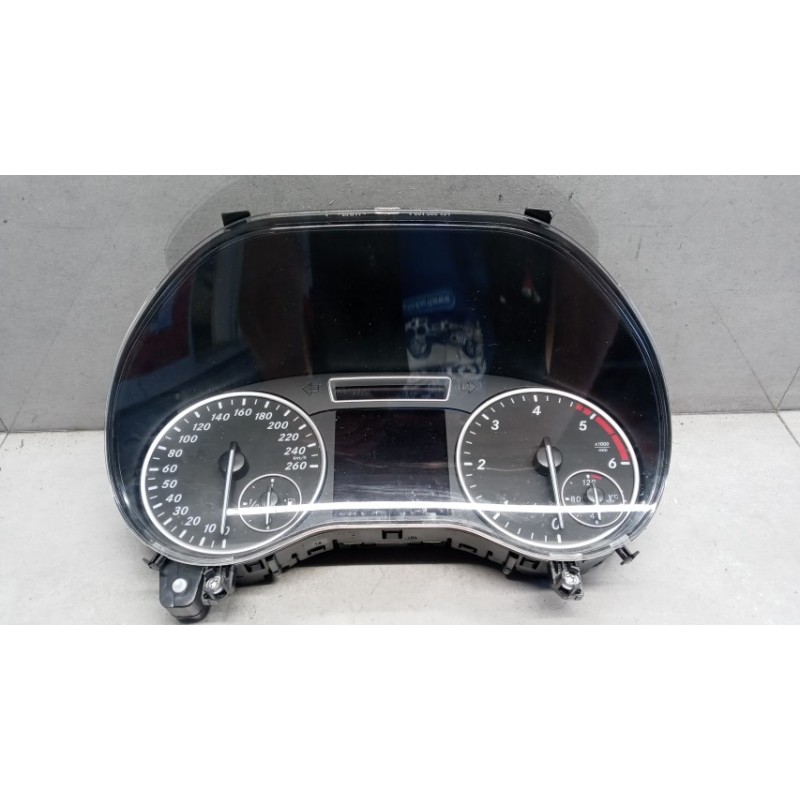 MERCEDES-BENZ QUADRO STRUMENTI MERCEDES-BENZ Classe A (W176) 2012>2014 usato