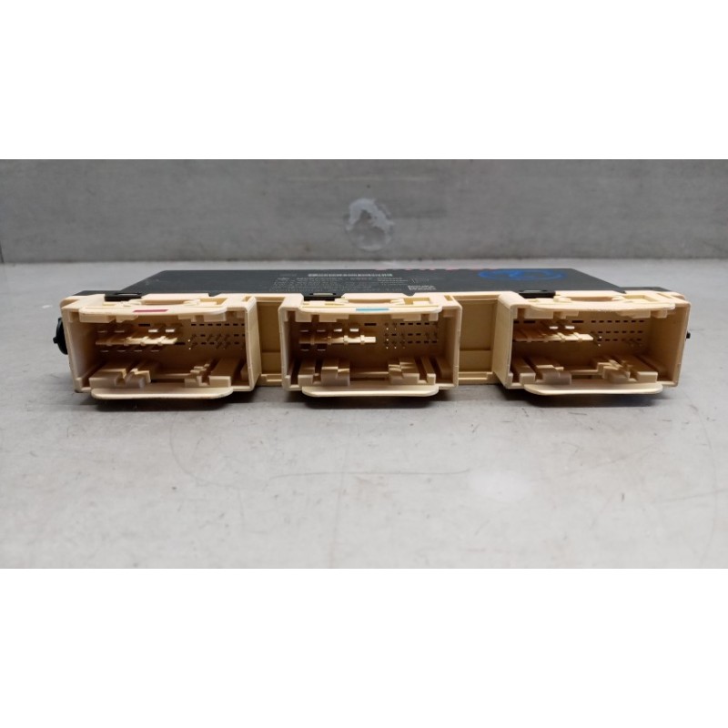 MERCEDES-BENZ CENTRALINE VARIE MERCEDES-BENZ Classe A (W176) 2012>2014 usato