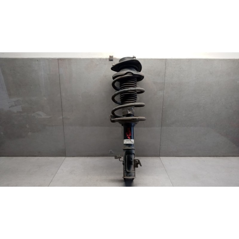 SUBARU RIGHT FRONT SHOCK ASSORBER SUBARU Forester 2012>2019 used