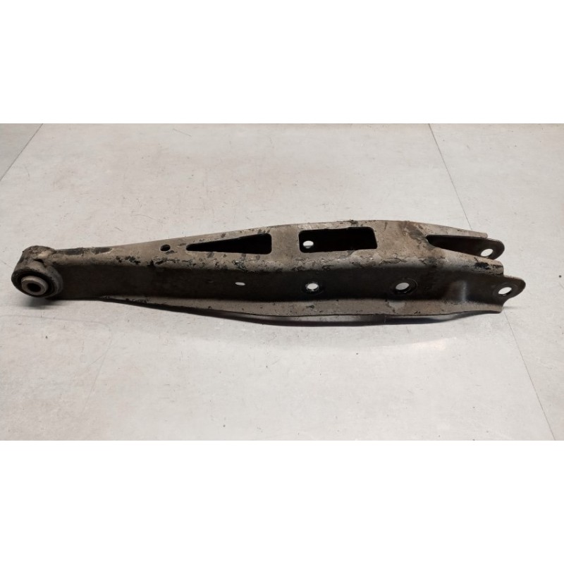SUBARU REAR LOWER RIGHT SWING ARM SUBARU Forester 2012>2019 new