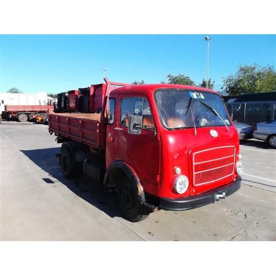 OM OM LUPETTO PATENTE C  RIBALTABILE TRILATERALE 