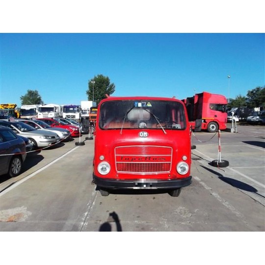 OM OM LUPETTO PATENTE C  RIBALTABILE TRILATERALE 