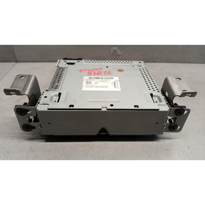 RENAULT CAR RADIO RENAULT Captur 2013>2017 used