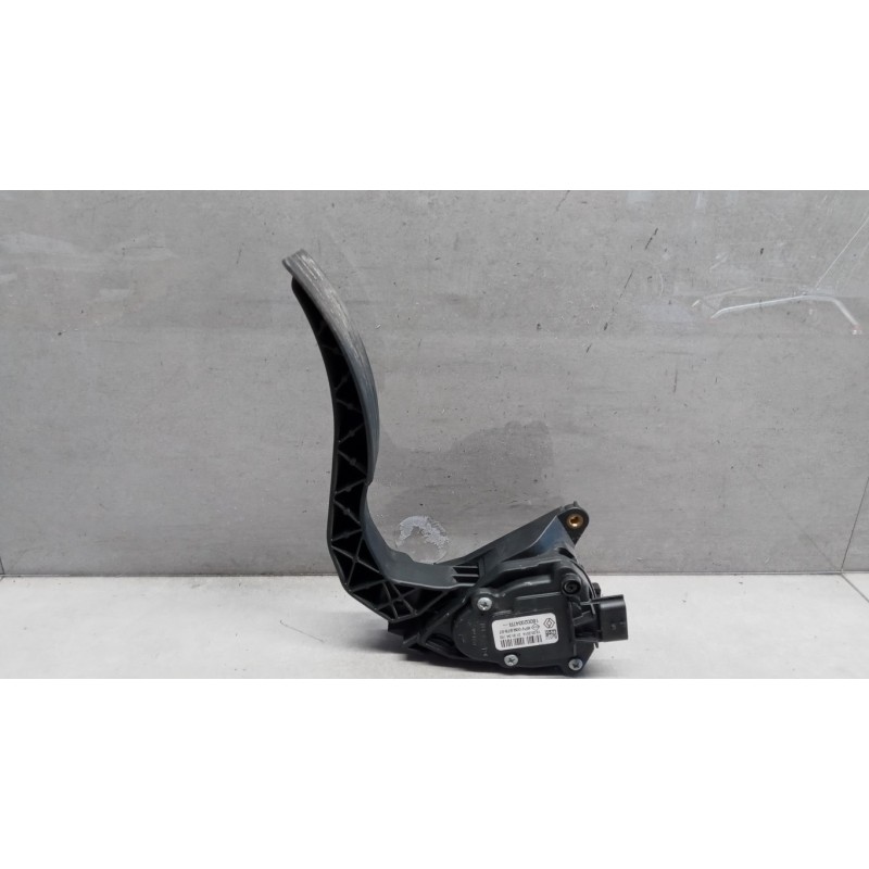 RENAULT ELETRONIC THROTTLE PEDAL  RENAULT Captur 2013>2017 used