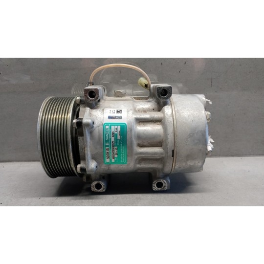COMPRESSORE ARIA CONDIZIONATA RENAULT truck Midlum usato