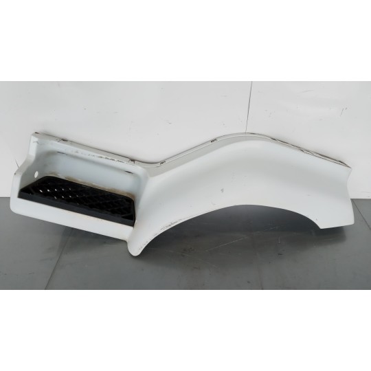 LEFT FRONT MUDGUARD  RENAULT truck Midlum used