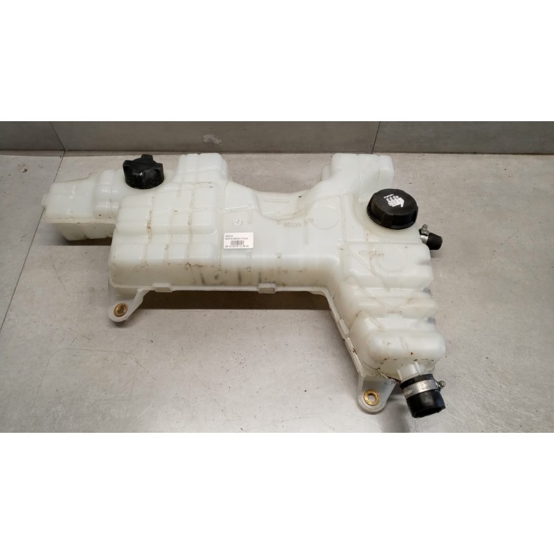 RENAULT truck VASCHETTA ACQUA RADIATORE MOTORE RENAULT truck Midlum usato