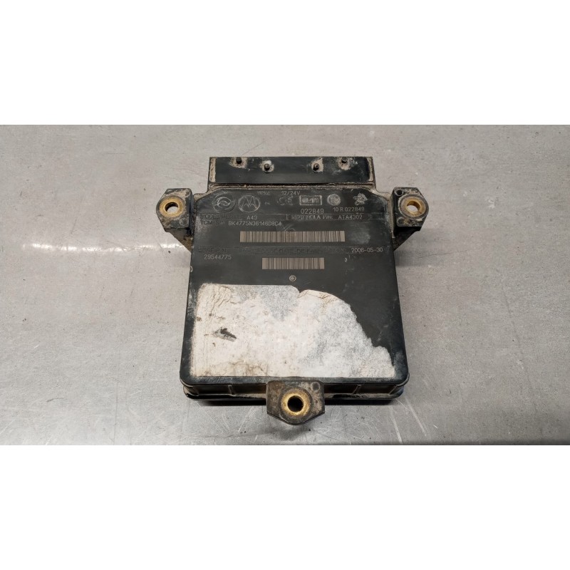 RENAULT truck TRASMISSION UNIT RENAULT truck Midlum used