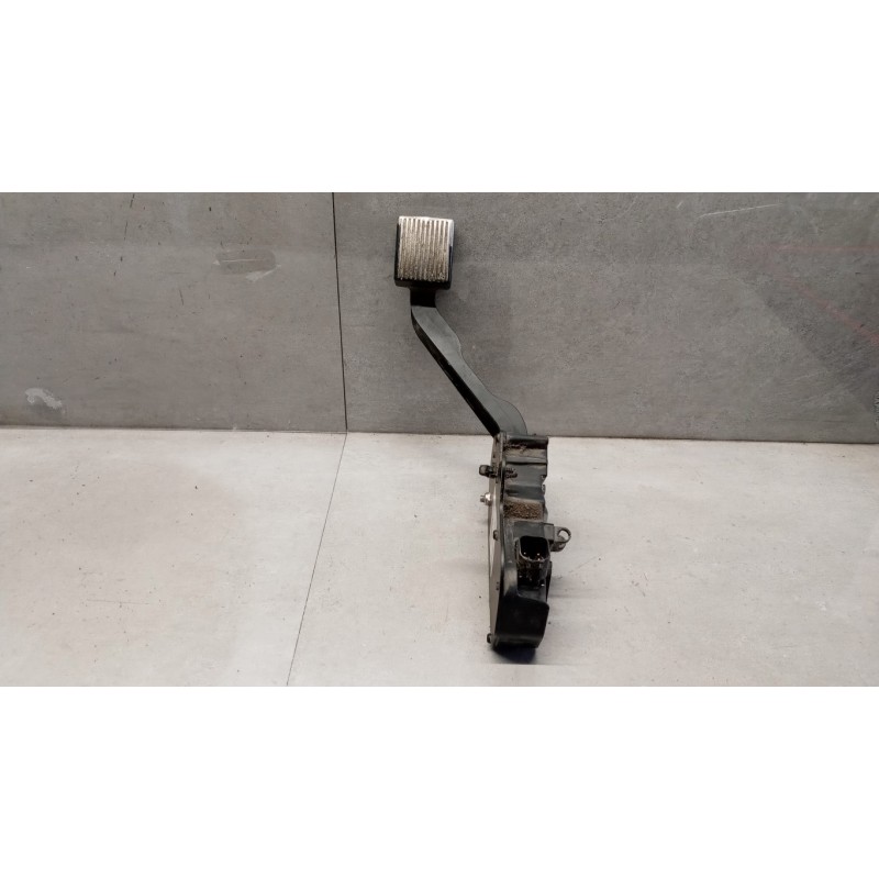 RENAULT truck ELETRONIC THROTTLE PEDAL  RENAULT truck Midlum used