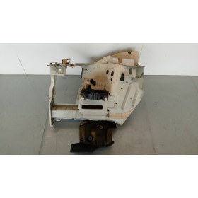 LONGHERONE ANTERIORE DESTRO...