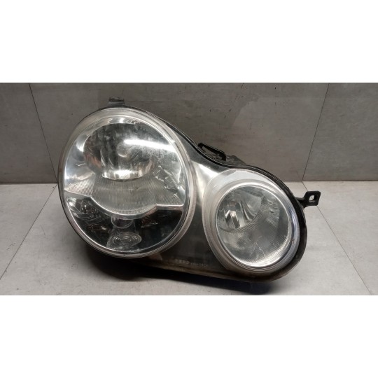 FARO ANTERIORE DESTRO VOLKSWAGEN Polo 2001>2005 usato