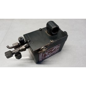 CAB LIFT PUMP  RENAULT...