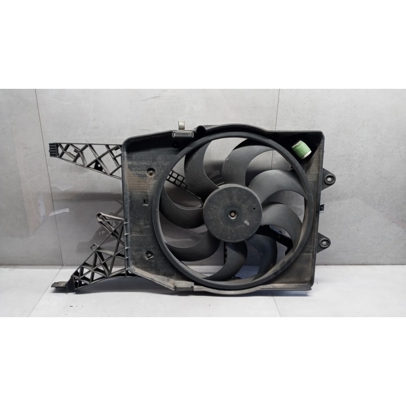 OPEL CONVOGLIATORE ELETTROVENTOLA OPEL Corsa D 2006>2010 usato